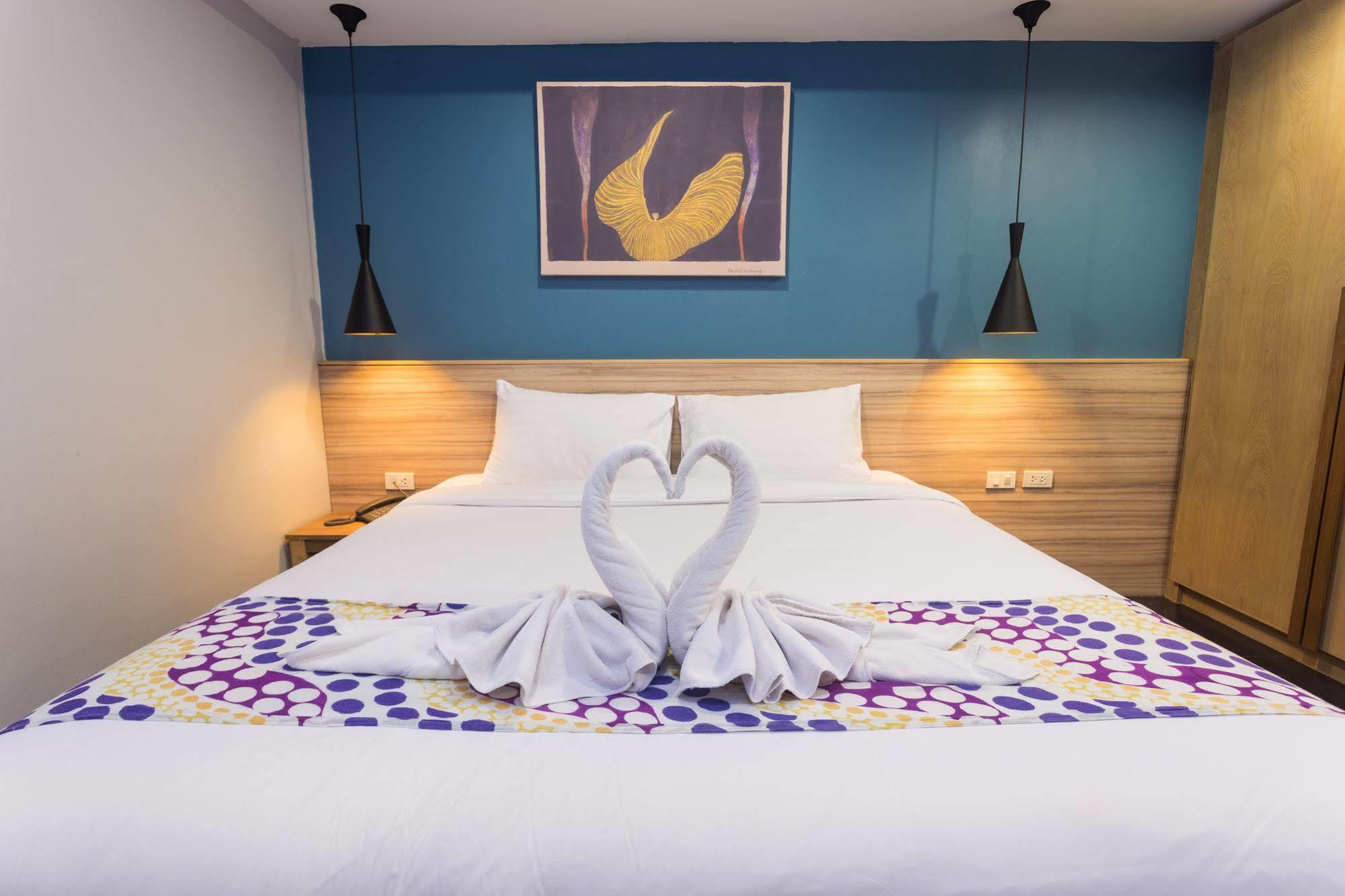 Memory Patong - Sha Certified Hotel Ngoại thất bức ảnh
